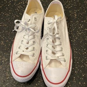 Brand new converse 9’5 shoes